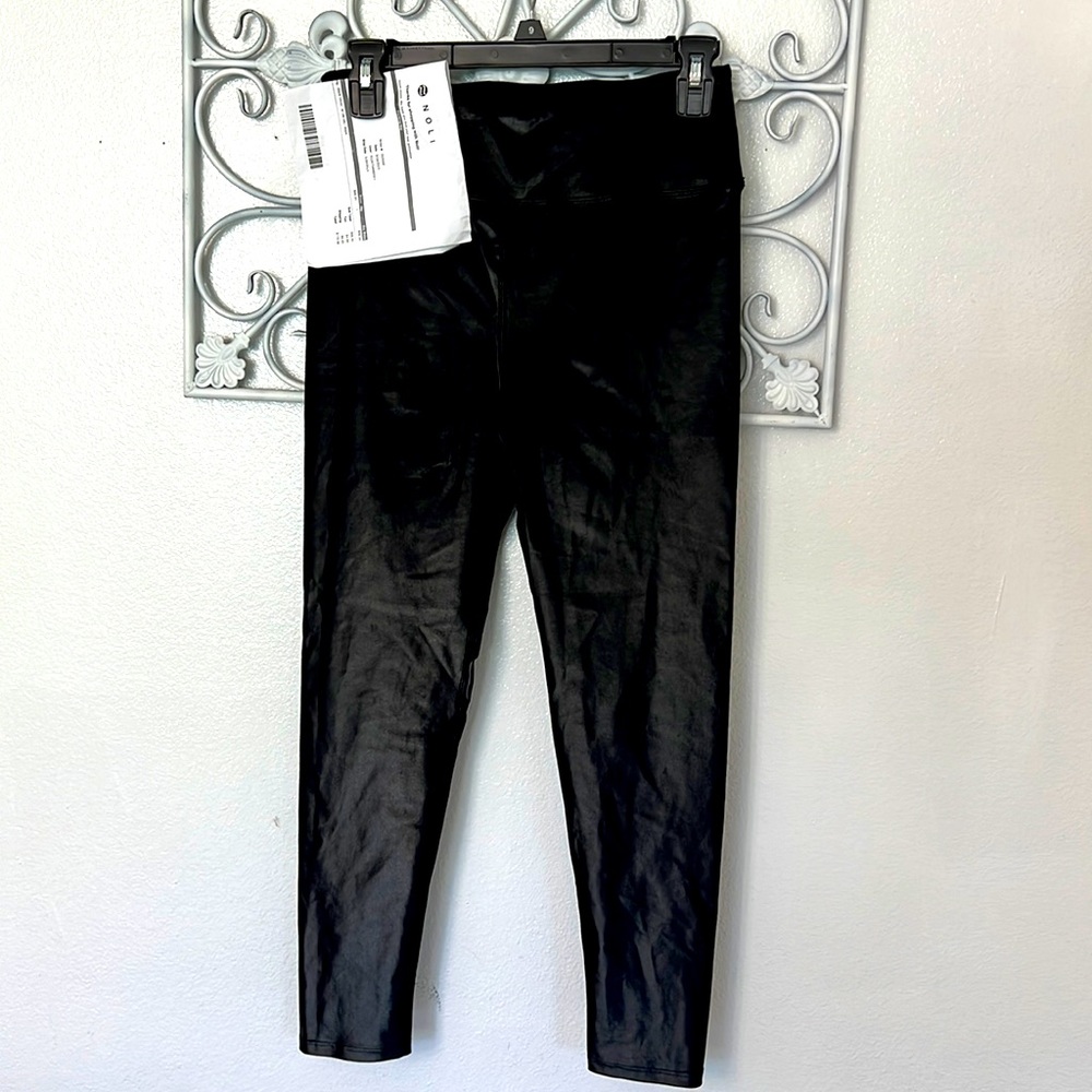 Noli black gloss legging